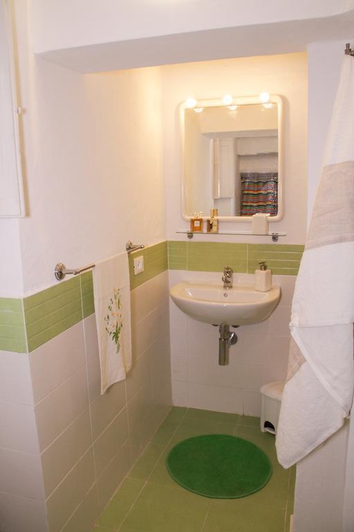 Apartamento Abitare Il Borgo Piazza Del Popolo Castagneto Carducci Exterior foto