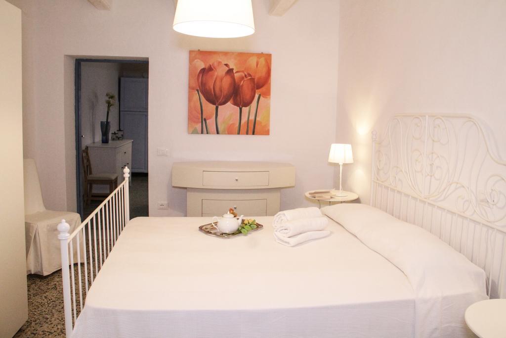 Apartamento Abitare Il Borgo Piazza Del Popolo Castagneto Carducci Exterior foto