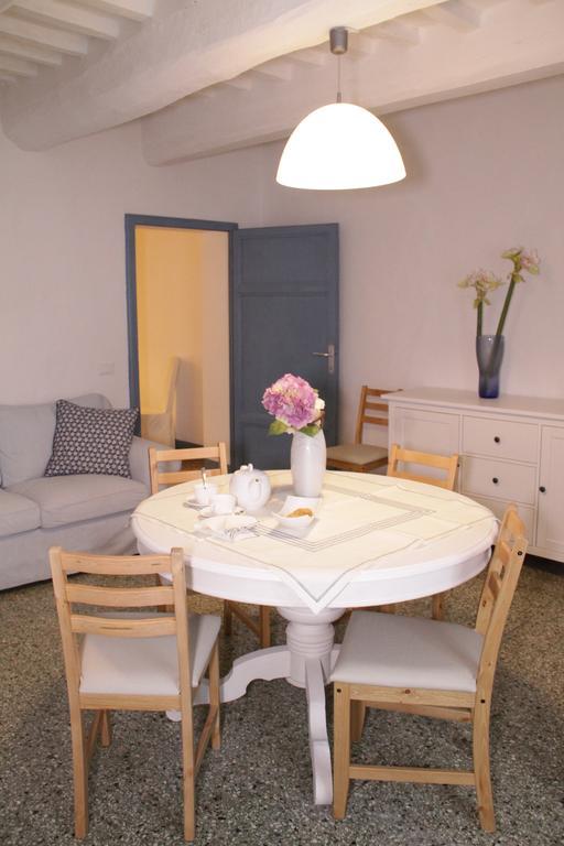 Apartamento Abitare Il Borgo Piazza Del Popolo Castagneto Carducci Exterior foto