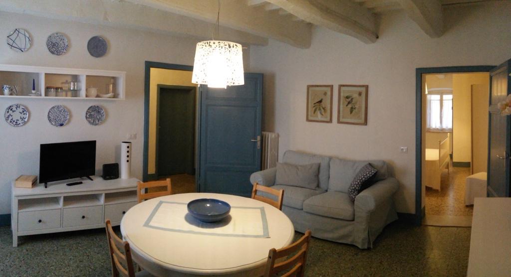 Apartamento Abitare Il Borgo Piazza Del Popolo Castagneto Carducci Exterior foto